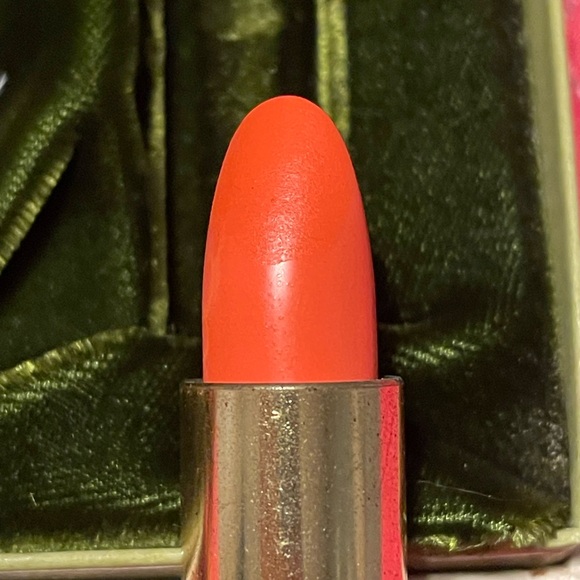 Vintage Dubarry makeup Gift set Gold Compact and Lipstick Set Never used - Picture 7 of 14